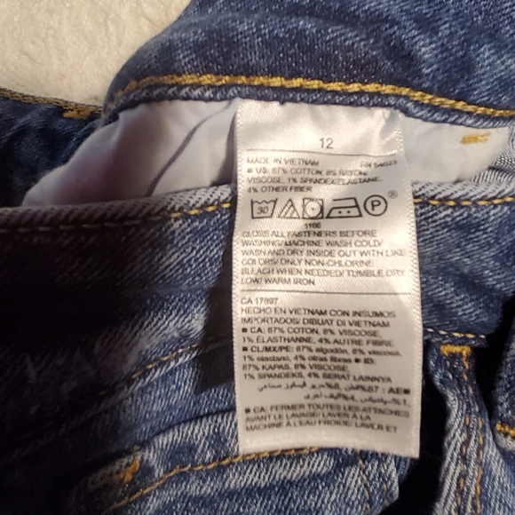 Old Navy Rockstar Super Skinny - Picture 8 of 12